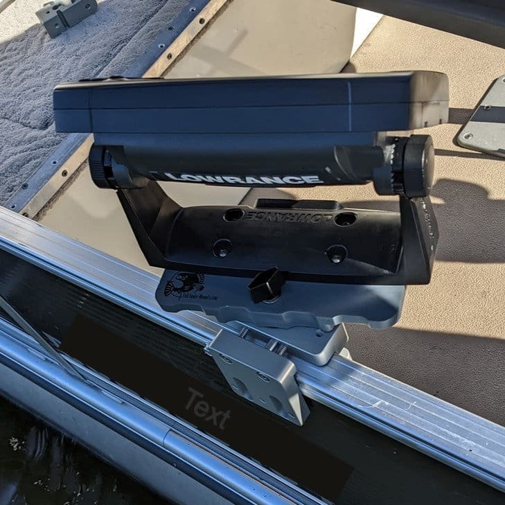 Basic Pontoon Rail Control Screen Mount - Image 9
